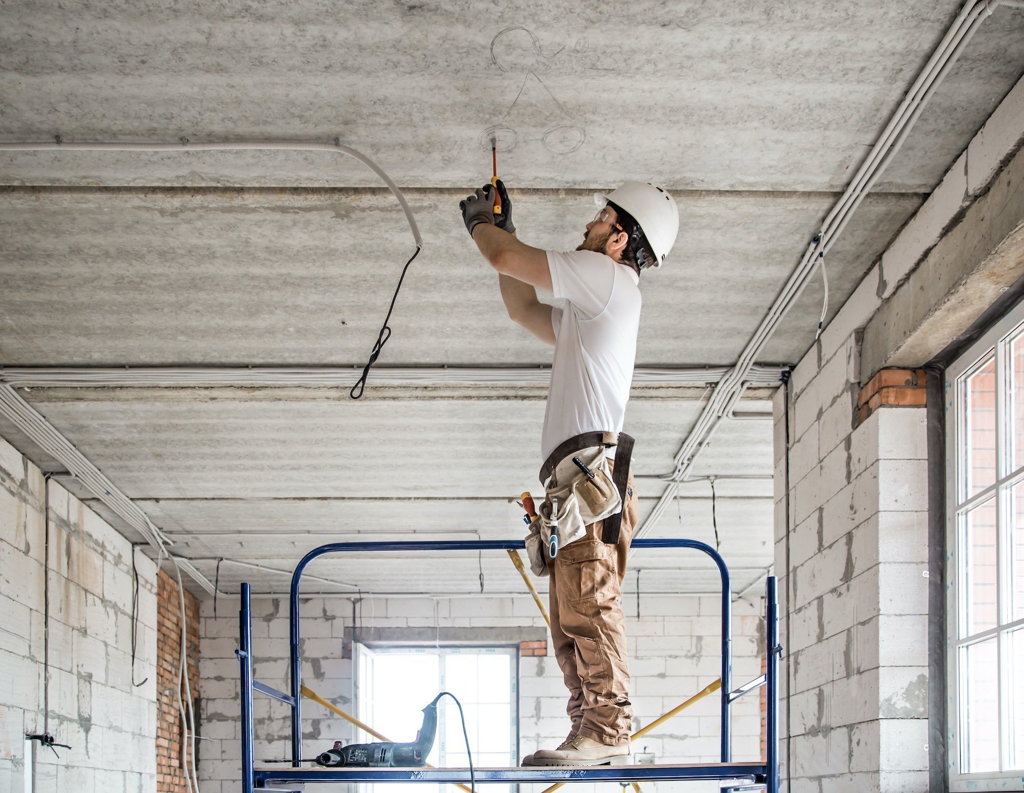 655b90d63ba97083a8ee09f2_647fbd03c388eeaf33c69135_Commercial20Construction_stock20photo00021